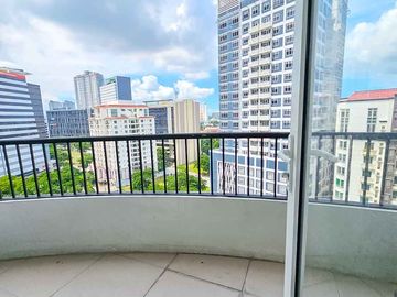 Corner Studio Unit for Sale in Calyx Residences