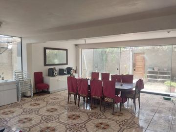 VENTA DE CASA 3 PISOS EN PLAYA PUNTA NEGRA, EL SUR