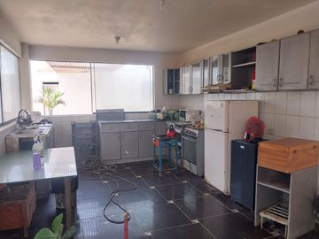 VENTA DE CASA 3 PISOS EN PLAYA PUNTA NEGRA, EL SUR