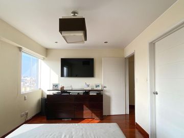 VENTA POR VIAJE DUPLEX SAN BORJA NORTE