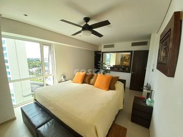 DEPARTAMENTO EN VENTA CON VISTA AL MAR, CANCUN TOWERS, PUERTO CANCUN