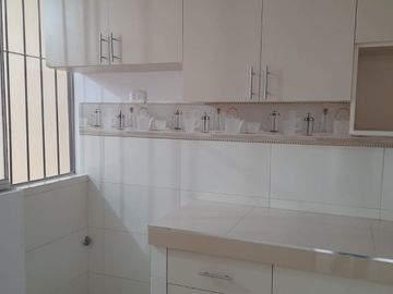 Venta De Departamento De Estreno Entre Av. Central Y Av. Canta Callao En Los Olivos