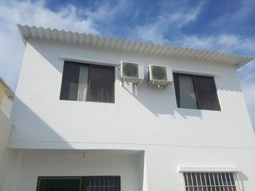 Casa de alquile en Manta zona sur Ciudad