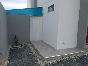 Casa de alquile en Manta zona sur Ciudad