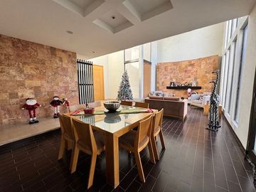 CASA EN VENTA EN JARDINES DEL CAMPESTRE AL NORTE DE AGS