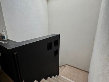 CASA EN VENTA EN JARDINES DEL CAMPESTRE AL NORTE DE AGS