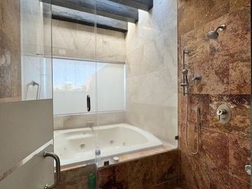 CASA EN VENTA EN JARDINES DEL CAMPESTRE AL NORTE DE AGS