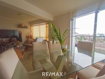 Venta De Departamento En Av República De Panamá, Barranco De 73 M2