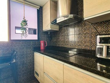 MODERNO DPTO EN CONDOMINIO LAS LOMAS DE LA MOLINA VIEJA
