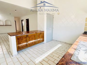 Casa en Venta Una Planta Condominio en Lomas De Zapopan