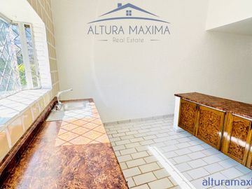 Casa en Venta Una Planta Condominio en Lomas De Zapopan