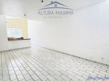 Casa en Venta Una Planta Condominio en Lomas De Zapopan