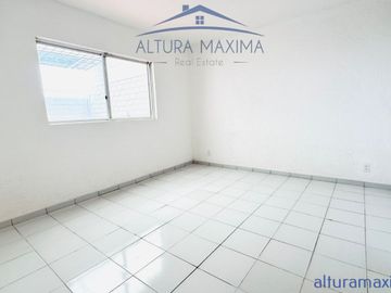 Casa en Venta Una Planta Condominio en Lomas De Zapopan