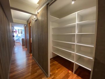 Departamento Recuperado por entidad financiera 4D 4B 147m2, Sky La Parva.