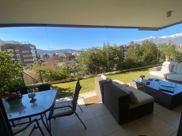 Espectacular Dpto 1 er piso en altura, gran vista oriente!!