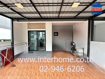 2-storey townhouse, 18.4 sq m, Union Town Village, Lam Luk Ka, Khlong 4, Kanchanaphisek Road, Lam Luk Ka Road, Khlong 4, Lam Luk Ka, Pathum Thani