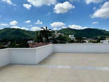 Departamento de Venta en sector Los Ceibos, Guayaquil