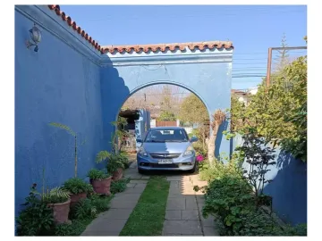 SE VENDE CASONA 334 m2 CONSTRUIDOS TERRENO 665m2 en 14200 UF