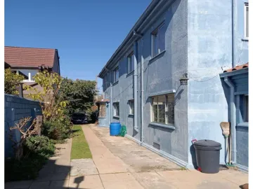 SE VENDE CASONA 334 m2 CONSTRUIDOS TERRENO 665m2 en 14200 UF