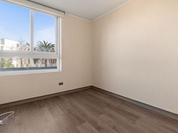 Depto impecable! en condominio mall metro Plaza Egaña