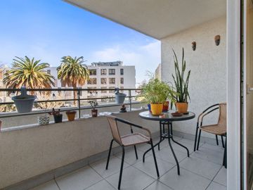 Depto impecable! en condominio mall metro Plaza Egaña