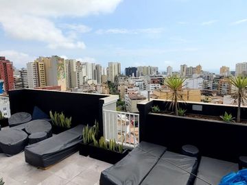 Se vende departamento de 2 dormitorios en  Calle Berlin, Miraflores