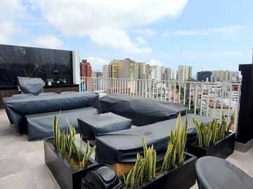 Se vende departamento de 2 dormitorios en  Calle Berlin, Miraflores