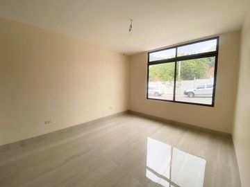 Casa de Venta Sector Portal al Sol, Guayaquil