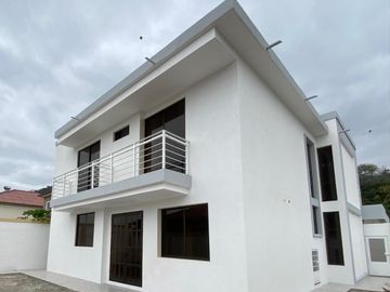 Casa de Venta Sector Portal al Sol, Guayaquil