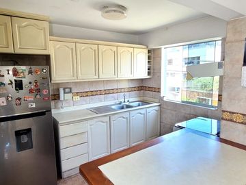 Se vende departamento de 2 dormitorios en La Molina