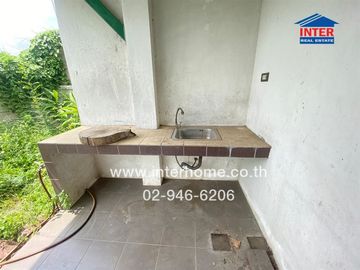 2-storey townhouse, 40.8 sq.w., Grand Kittiya Village, Line --Rama 2, Petchkasem Road, Phutthamonthon Sai 4 Road, Krathum Baen, Samut Sakhon
