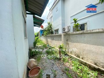 2-storey townhouse, 40.8 sq.w., Grand Kittiya Village, Line --Rama 2, Petchkasem Road, Phutthamonthon Sai 4 Road, Krathum Baen, Samut Sakhon