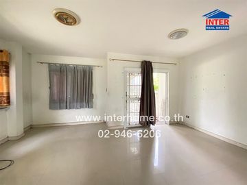 2-storey townhouse, 40.8 sq.w., Grand Kittiya Village, Line --Rama 2, Petchkasem Road, Phutthamonthon Sai 4 Road, Krathum Baen, Samut Sakhon
