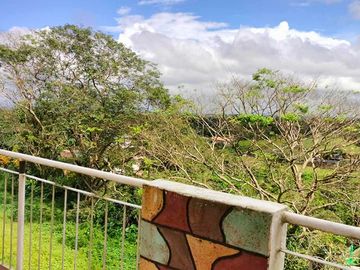 Spacious House in Tagaytay With View Of The Whole Village