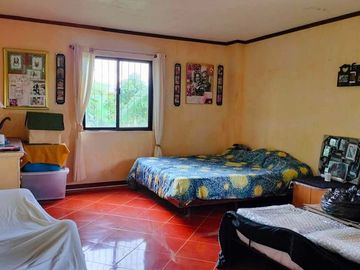 Spacious House in Tagaytay With View Of The Whole Village