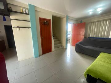 URBANIZACION METROPOLIS DOS VENDO PRECIOSA VILLA DOS PLANTAS, FULL ACABADOS, TRES DORMITORIOS