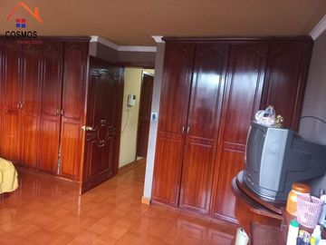 Casa de venta en Atuntaqui, 4 plantas