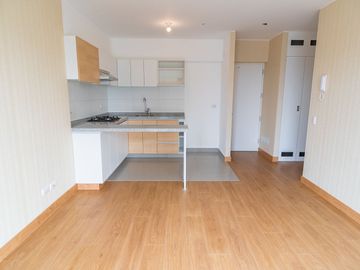 Venta De Departamento De Estreno Conn Balcon En Santa Catalina
