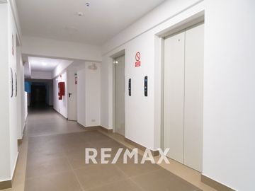 Venta De Departamento De Estreno Conn Balcon En Santa Catalina