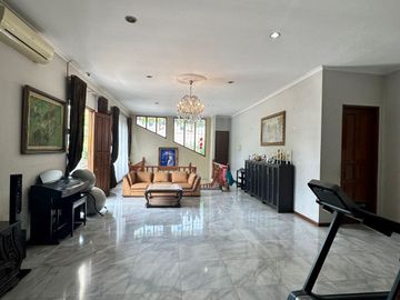 Super Hot Sale!! Luxurious House at Kartika Utama, Pondok Indah South Jakarta