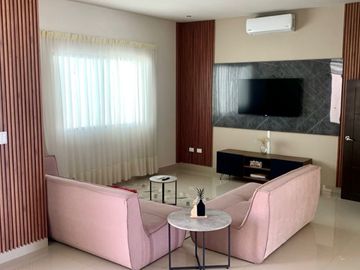 Moderna Casa en RENTA al Norte de Saltillo