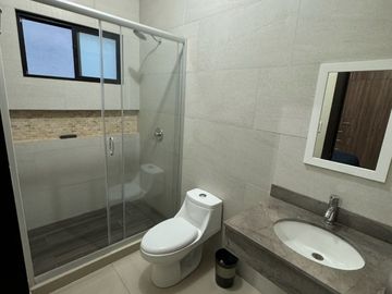 Moderna Casa en RENTA al Norte de Saltillo
