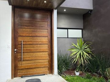 Moderna Casa en RENTA al Norte de Saltillo