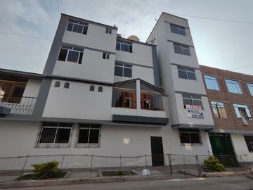 CASA EN VENTA EN ATE