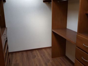 Casa en Venta en Lomas del Tec con Amplio Jardín