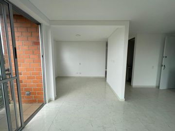 VENTA DE APARTAMENTO 7 PISO, VALLE DEL LILI CIUDAD MELENDEZ.