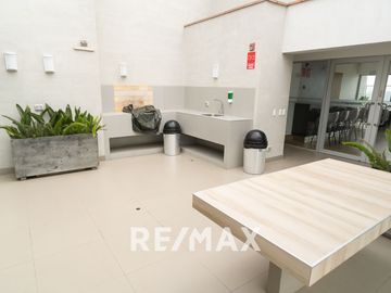 Venta De Departamento  De Departamento De Estreno Vista Externa En Santa Catalina