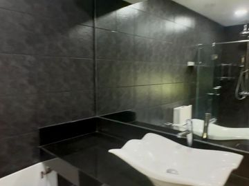 Splendido Tagaytay 5 Bedroom House and Lot For Sale in Tagaytay Nasugbu Laurel Batangas +