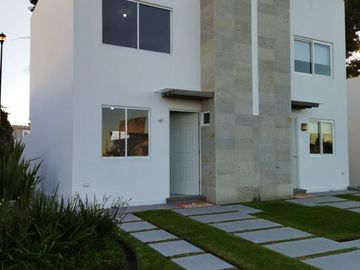 CASA EN VENTA DOS HABITACIONES EN EL MUNICIPIO DEL MARQUES, QUERÉTARO