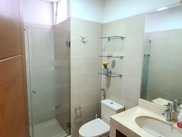 Se vende amplio Departamento Duplex en Chacarilla Del Estanque San Borja